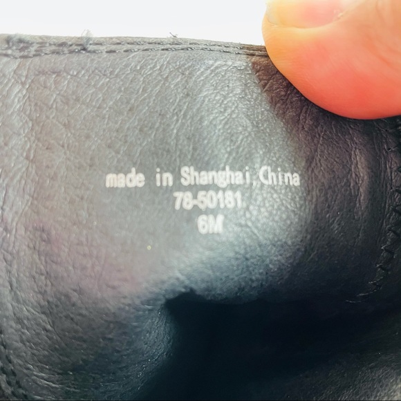 JOHNSTON & MURPHY Black Leather Pull On Calf Boots - Picture 8 of 10